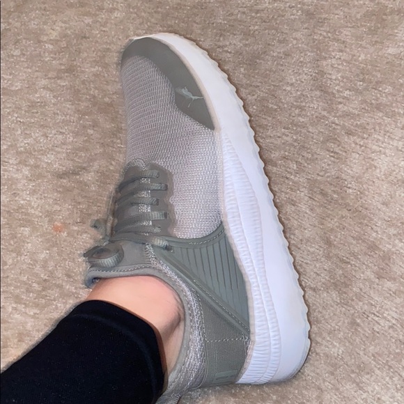 Puma Shoes - Picture 3 of 4